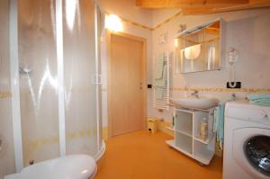 Two-Bedroom Apartment - Attic room in Chalet alla Cascata