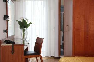 Family Room with Beach Access room in Hotel Gran Venere Beach