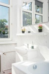 Fully equipped room in apart near to Old Town 1