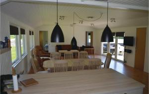 Holiday Home Skovfyrvej Væggerløse V