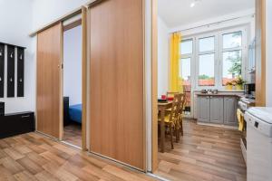 Fully equipped room in apart near to Old Town 1