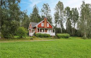 2 Bedroom Lovely Home In Sunne