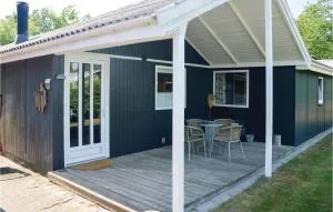 Two-Bedroom Holiday Home In Tarm - Tarm