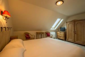 Hotels Hotel Le Clos Fleuri : Chambre Double ou Lits Jumeaux