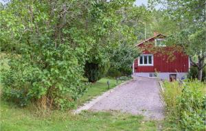 2 Bedroom Cozy Home In Gamleby