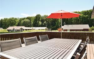 Holiday Home Pøt Strandby Juelsminde Q