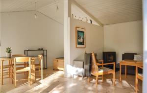 One-Bedroom Holiday Home In Tisvildeleje