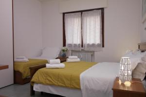 Habitación Triple Económica con baño compartido