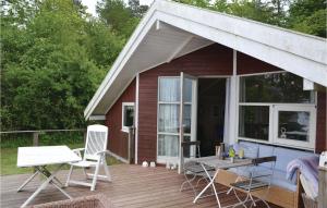 Two-Bedroom Holiday Home In Skibby