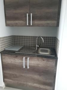 Bayview Suites, Unit 9, Room # 13