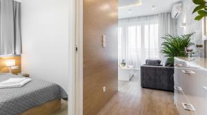Ariańska 6 Apartments by LETS KRAKOW