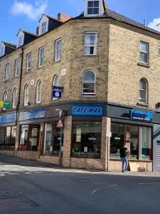 Cotswold Valley Aparthotel - Ebley