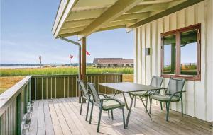 Three-Bedroom Holiday Home Juelsminde With Sea View 09