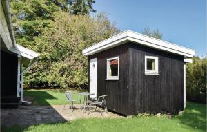 Three-Bedroom Holiday Home In Humble