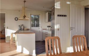 Three-Bedroom Holiday Home In Humble