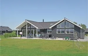 Nice Home In Idestrup With Sauna - Idestrup