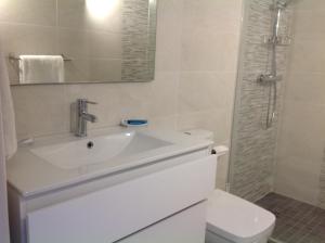 Chambre double avec salle de bain privative