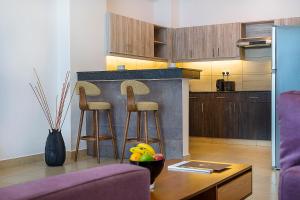 LAziz Suites - Near Aga Khan Hospital