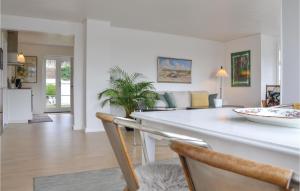 Two-Bedroom Apartment In Tisvildeleje