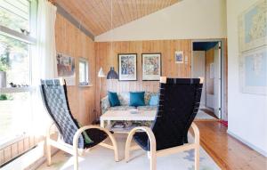 Three-Bedroom Holiday Home In Humble