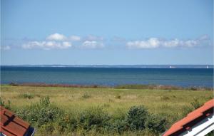 Three-Bedroom Apartment In Bogense