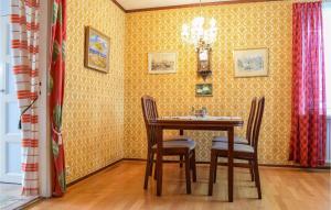 2 Bedroom Cozy Home In Gamleby