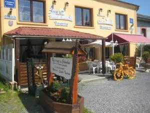 Auberge Hôtel chambre Tout Confort B-B et Restaurant Les Colombes - 瑟穆瓦河畔夫雷斯