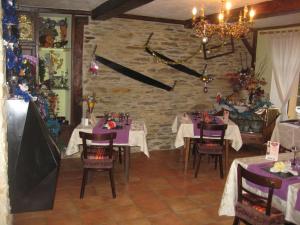 Auberge Hôtel chambre Tout Confort B-B et Restaurant Les Colombes