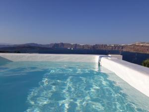 Admirals House Santorini