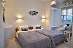 Dioni lux inn Milos Greece