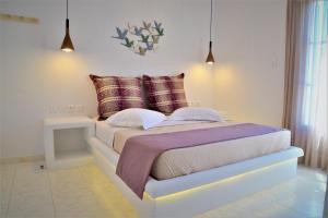 Dioni lux inn Milos Greece