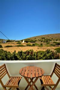 Dioni lux inn Milos Greece