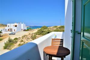 Dioni lux inn Milos Greece