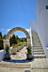 Dioni lux inn Milos Greece