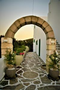 Dioni lux inn Milos Greece