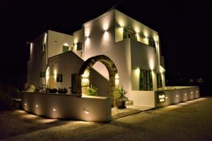 Dioni lux inn Milos Greece