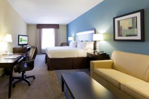 Standard King Room with Sofa Bed - Non-Smoking room in Holiday Inn Houston-Webster an IHG Hotel