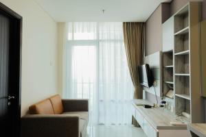 Cozy 1BR Apartment at Brooklyn Alam Sutera near IKEA By Travelio