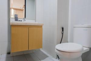 Comfy 1BR Apartment Casa De Parco Central BSD City By Travelio