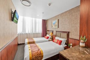 Twin Room with City View room in Sydney Hotel CBD