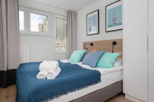 Warsaw City Center Świętokrzyska & Emilii Plater by Noclegi Renters