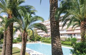 Cozy Apartment In Vallauris With Swimming Pool