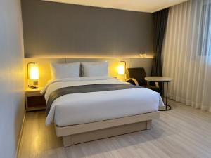 New Donghae Tourist Hotel