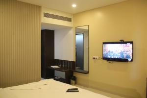 Hotel Rajdoot Royale by Ambai