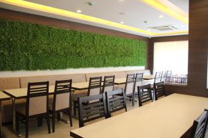 Hotel Rajdoot Royale by Ambai