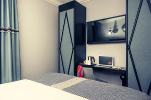 Mercure Paris Arc de Triomphe Wagram photo 9