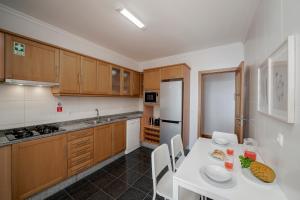 Reis Magos III by An Island Apart