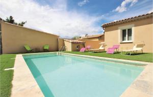 Maisons de vacances Amazing Home In Monteux With 3 Bedrooms, Wifi And Private Swimming Pool : photos des chambres