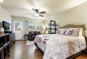 One-Bedroom House room in Cactus Cottage