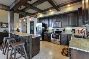 Chalets Resort Luxury Lakefront Villa Amazing View 2 Pools Free Amenities Dock - Lampe